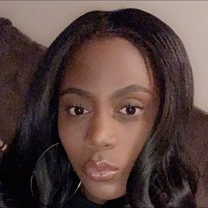 Meet your Posher, Lesonta